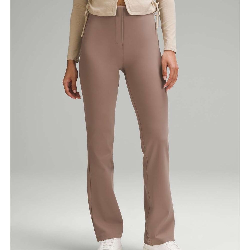 Lululemon NWT Smooth Fit Pull-On High-Rise Pant Regular Taupetastic Size 0